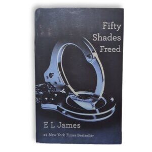 💠 Fifty Shades Freed E L James Softcover Erotic Romance Fiction Book Novel